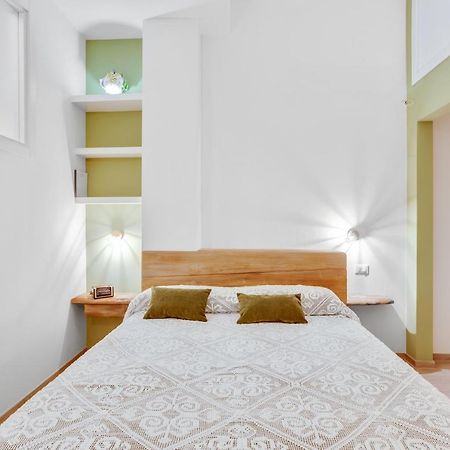 Madame Bari' Suite Apt In The Heart Of บารี ภายนอก รูปภาพ