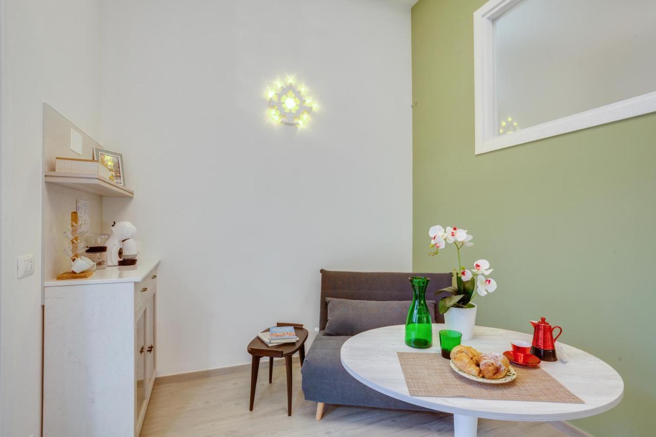 Madame Bari' Suite Apt In The Heart Of บารี ภายนอก รูปภาพ