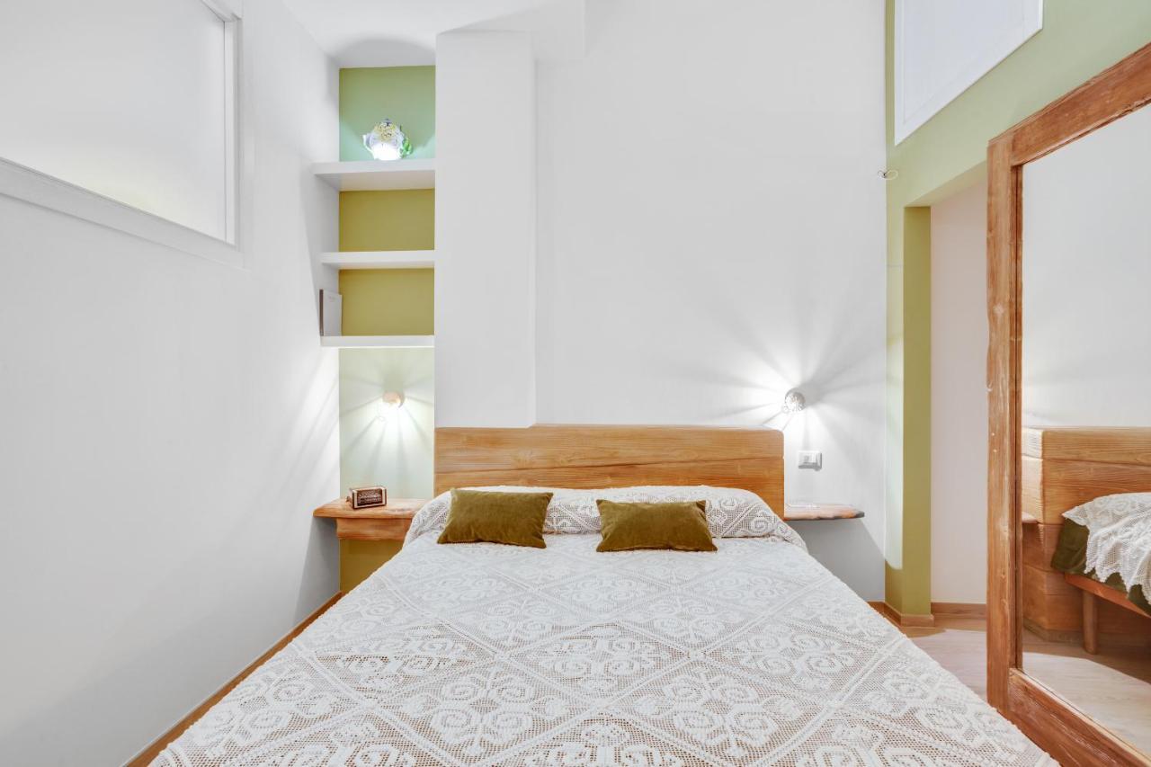 Madame Bari' Suite Apt In The Heart Of บารี ภายนอก รูปภาพ