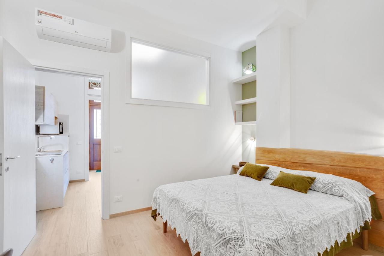 Madame Bari' Suite Apt In The Heart Of บารี ภายนอก รูปภาพ