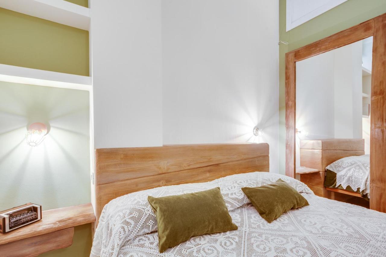 Madame Bari' Suite Apt In The Heart Of บารี ภายนอก รูปภาพ
