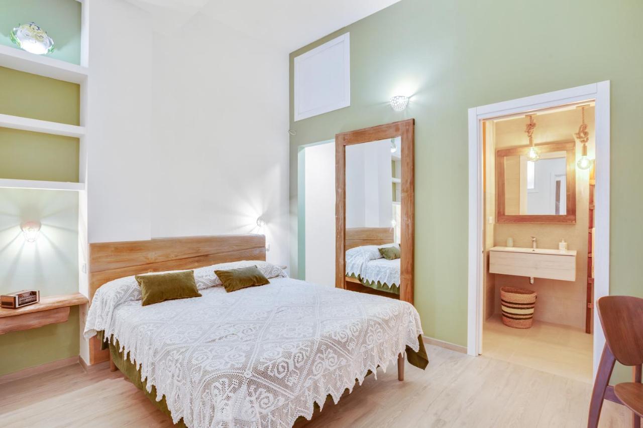 Madame Bari' Suite Apt In The Heart Of บารี ภายนอก รูปภาพ